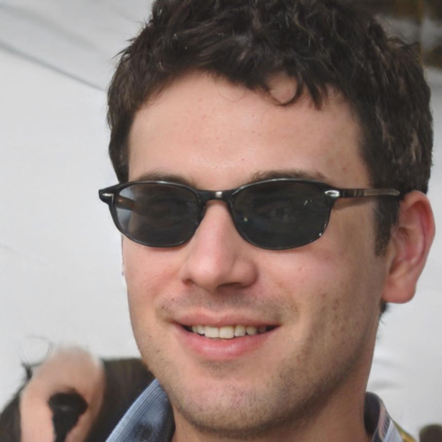 Javier Morales, educador financiero